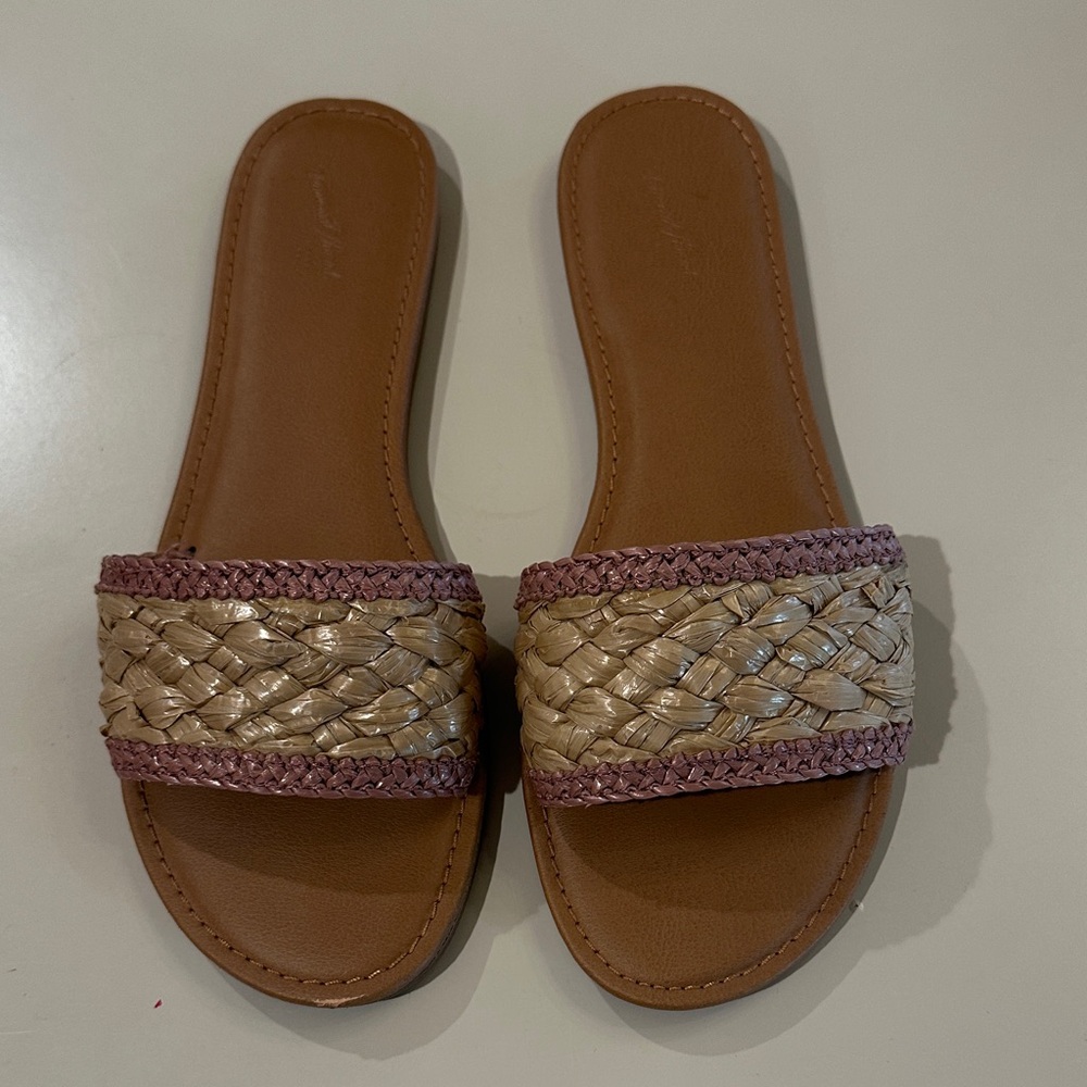 Universal Thread Woven Slide Sandals in Tan and Pink